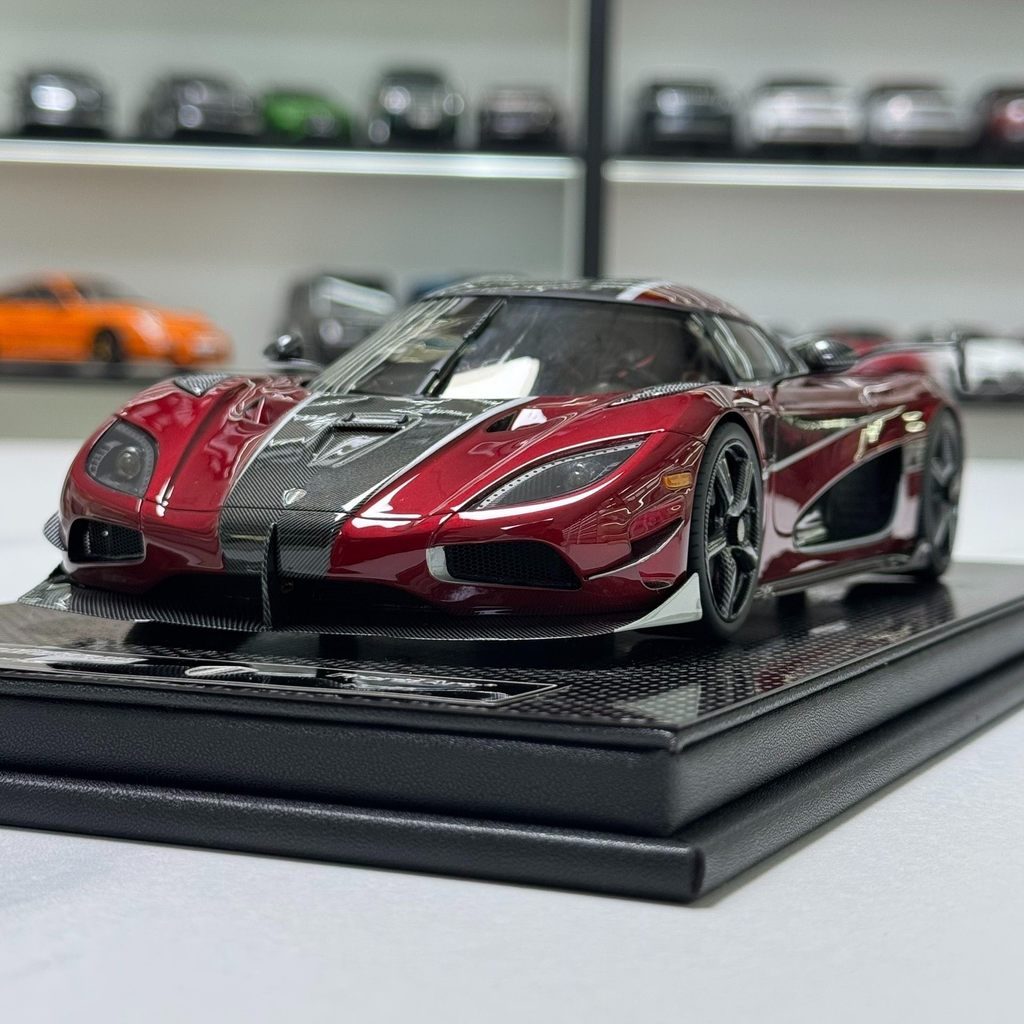 [สต๊อกพร้อม] Frontiart FA 1: 18 Koenigseggg Agera RS Koenigseggg Agera RS Wine Red ราคาปลีก 3499 Lik
