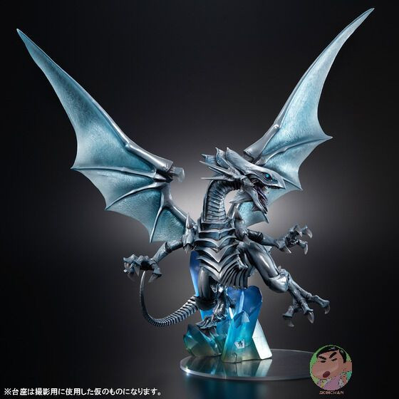 ( ⭕ PRE-ORDER)Megahouse ART WORKS MONSTERS "YUKI-O! Duel Monsters Blue-Eyes White Dragon ~Holographi