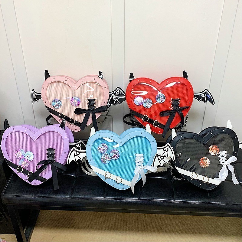 CCYOY แฟชั่นรูปหัวใจ Crossbody Ita กระเป๋า PU หนัง Punk Pin Display Devil Bat Ita Messenger กระเป๋าค