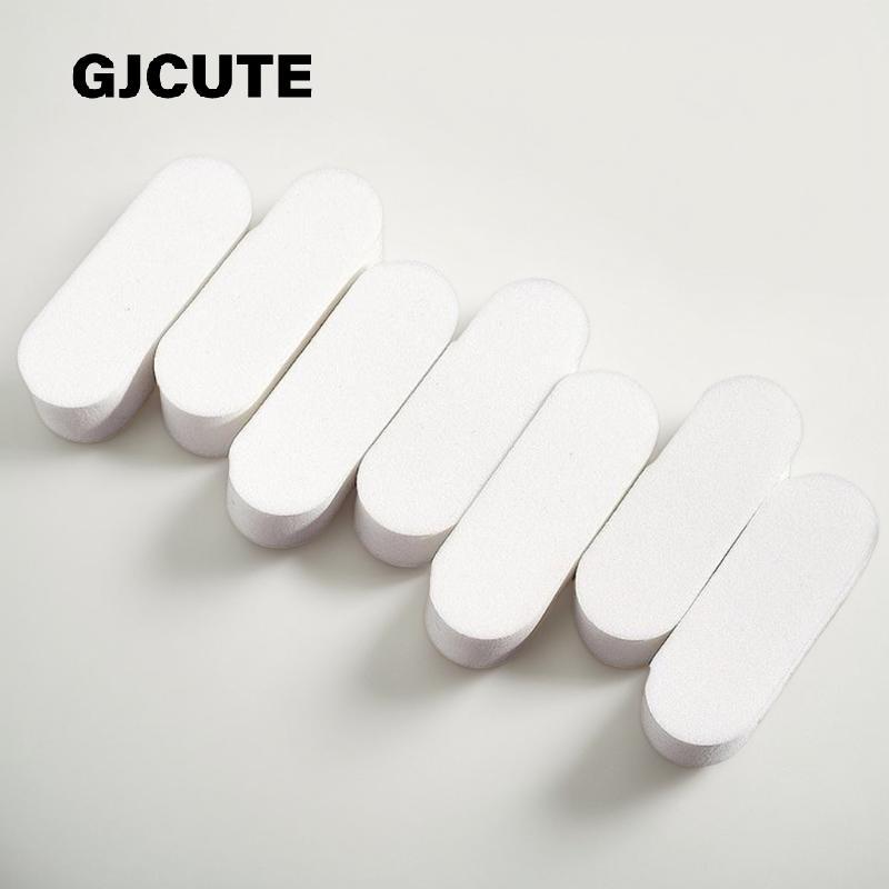 GJCUTE 10 ชิ้นฟองน้ําแต่งหน้านุ่มเปียกและแห้งใช้พัฟสีขาว Foundation คอนซีลเลอร์ Smearing แป้งพัฟเครื