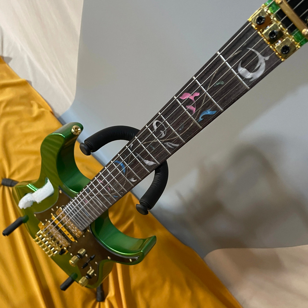 GRX40/GRX120SP/GRG170DX สีเขียวกีตาร์ไฟฟ้า Maple กลับ/ด้านข้าง Mahogany Body HSH Pickup 6 สายเหล็กขา