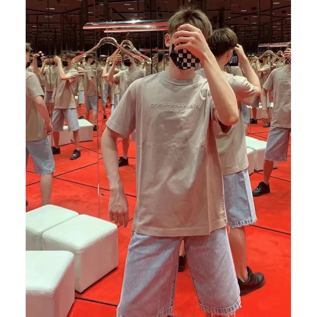 Alexander Wang 22SS เสื้อยืดแขนสั้น ออกแบบมาพร้อมลายอักษรสามมิติลายนูน