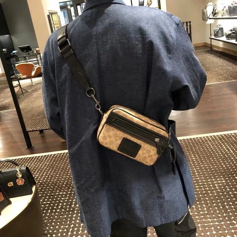 69333.News Messenger Bag Fashion All-Match Travel สะดวกมาก หนัง pvc ขนาด 23.15.5