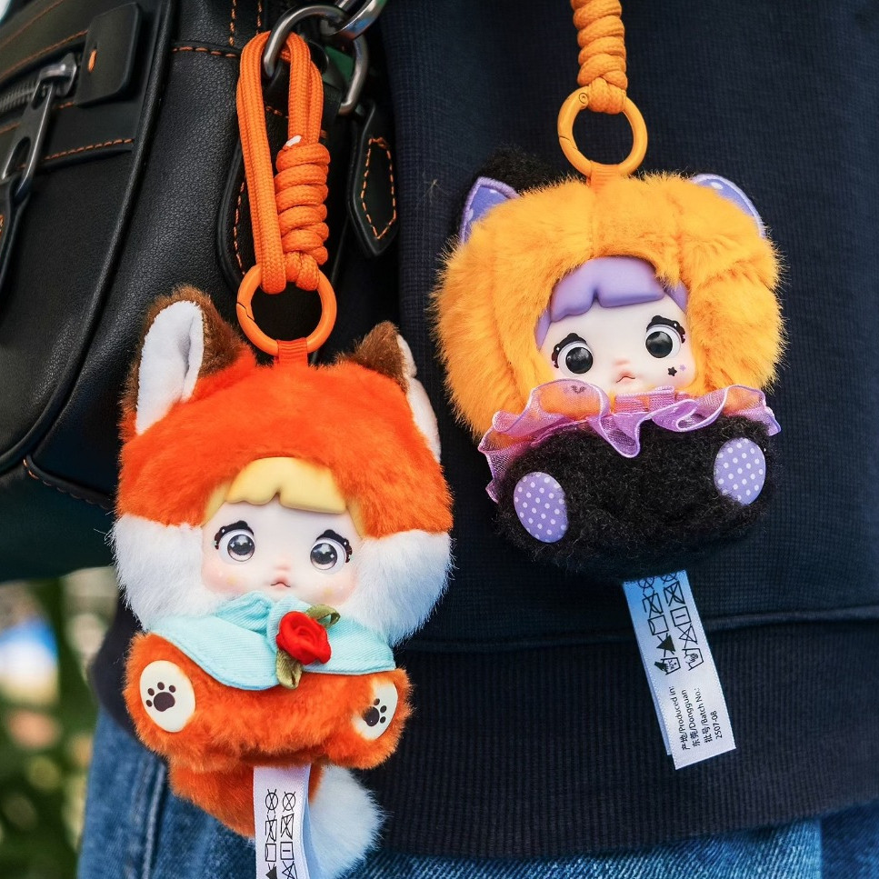 [ ของแท้ ]nommi Fairy Tale Town Series ไวนิลจี้ตุ๊กตากล่องตาบอด Action Figurines เครื่องประดับของเล่นอินเทรนด์คริสต์มาสประณีตของขวัญ ราคา ถูกที่สุด ดีลบีเคเค แกลเลอรีภาพที่ 2