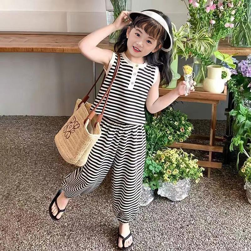 ชุดเด็กผู้หญิงแขนกุดลายทาง 2 ชิ้นเซต เสื้อกล้ามแฟชั่น+กางเกงขายาว สไตล์ใหม่มาแรง