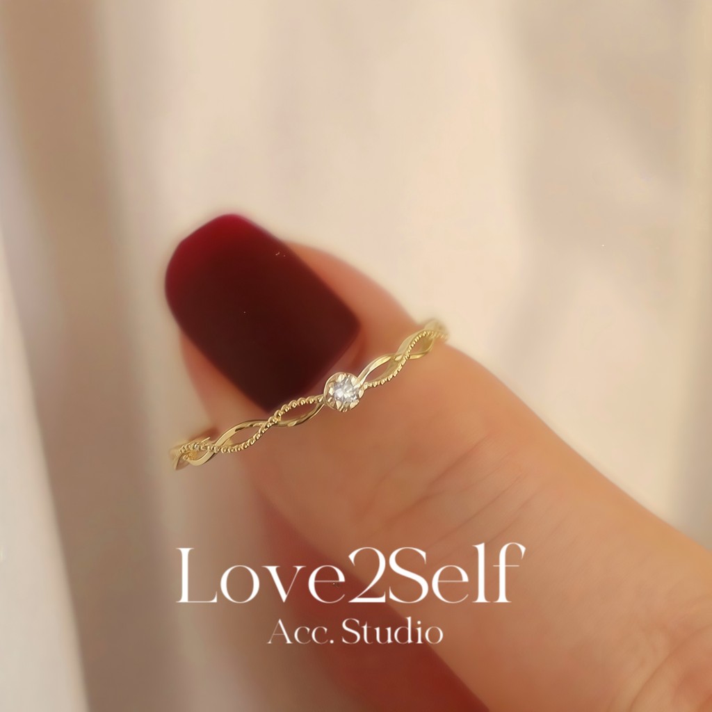 Love2Self J018 แหวนเพทายบิดปรับได้ | แหวนผู้หญิงบางเรียบง่ายที่ละเอียดอ่อนสวมใส่ทุกวัน