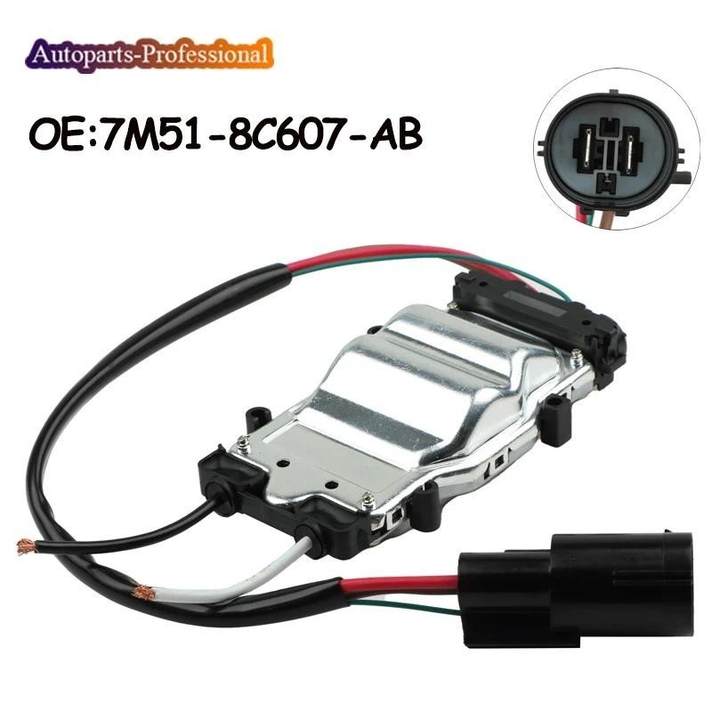 ใหม่พัดลมระบายความร้อนตัวต้านทานพัดลมคอนโทรลเลอร์สําหรับ Ford Focus 7M518C607AB 7M51-8C607-AB 113732