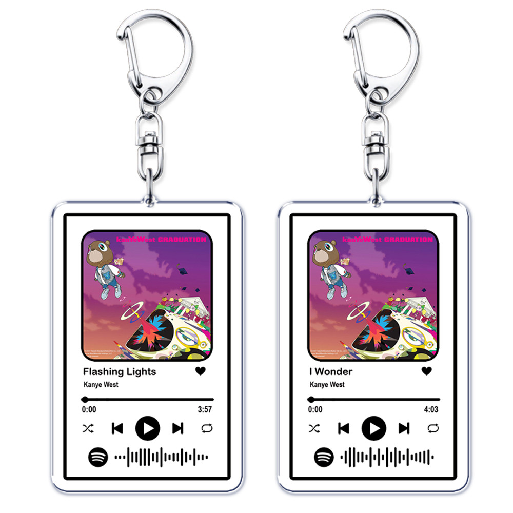 Kanye Rap อัลบั้มสําเร็จการศึกษาพวงกุญแจสําหรับอุปกรณ์เสริมกระเป๋าหมีเพลง YE จี้ Key Chain แหวนเครื่