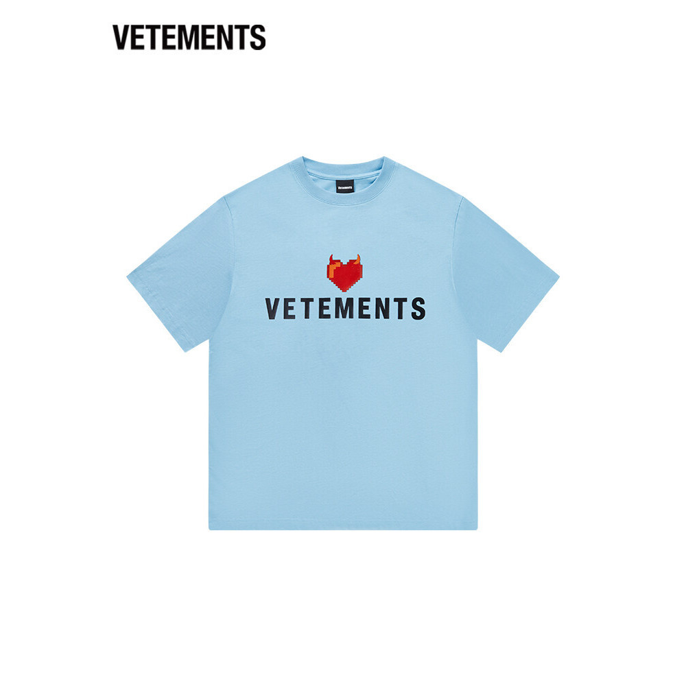 VETEMENTS ฤดูร้อนใหม่คู่ผ้าฝ้ายแท้พิมพ์คอกลมอินเทรนด์และทันสมัยเสื้อเชิ้ตแขนสั้นพิมพ์ลายหลวม