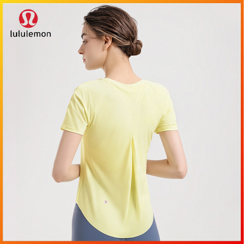 เสื้อยืดสำหรับออกกำลังกาย Women's - ระบายอากาศได้ดี มีจีบหลัง เพิ่มความกระชับและคล่องตัว