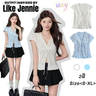 Jennie 🤍พร้อมส่ง🎐เสื้อเชิ้ตแขนสั้นสไตล์สวยงาม วีคอลเลเชือกผูกเอวกระชับ ทรงครอปแต่งลูกไม้ ผิดรูปร่างสวย เสื้อผิดรูป