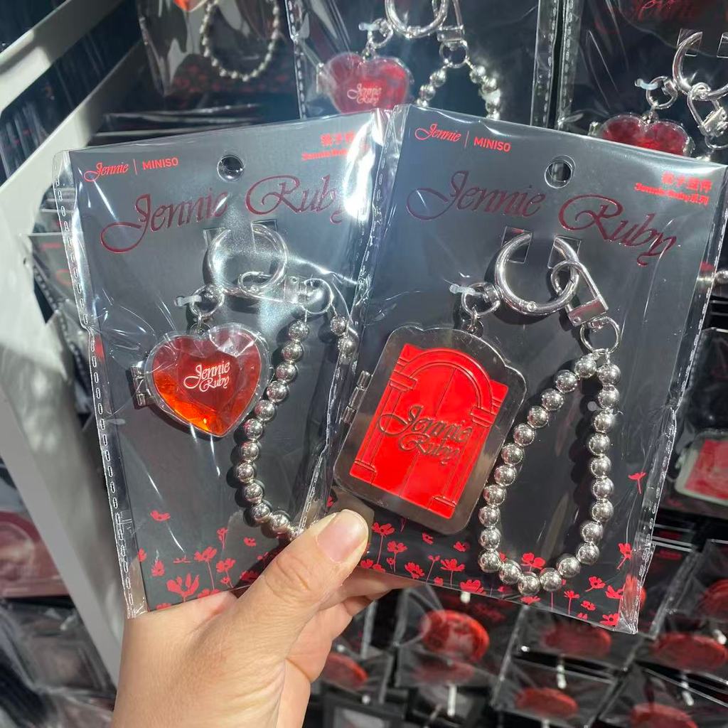 MINISO พวงกุญแจจี้รูปหัวใจแบรนด์ร่วม Jennie Ruby