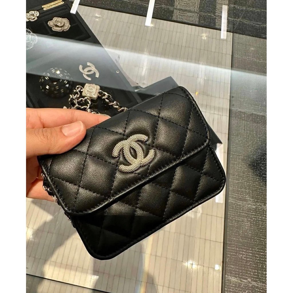 CHANEL Original Ladylike Lambskin Diamond Mini Bag - Ultra-Mini Shoulder Bag With Belt Detail | Fort