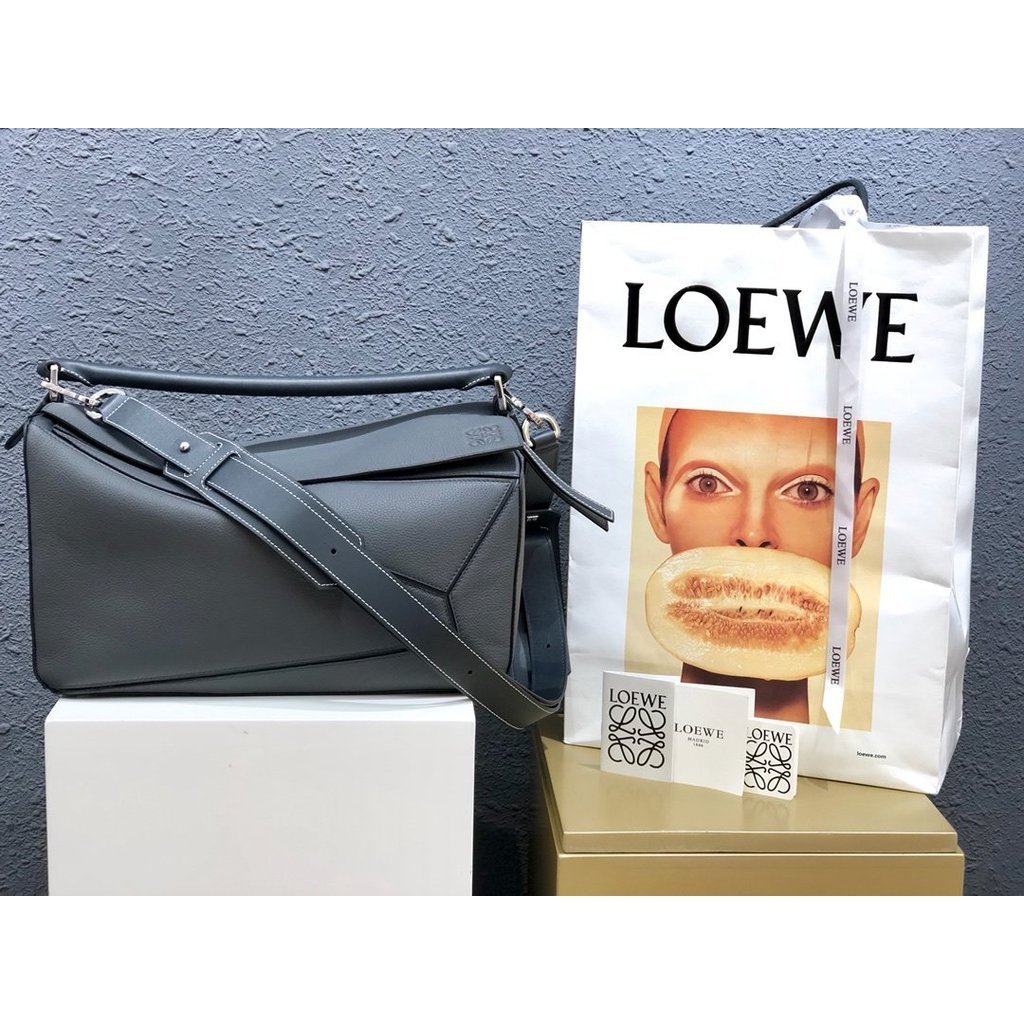 LOEWE Puzzle Messenger Bag Geometric Stitching Color Flap Crossbody Female Bag