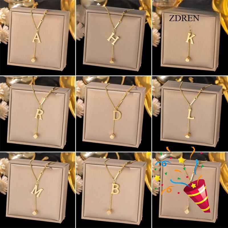 สร้อยคอเหล็กไทเทเนียม สีไม่ตก ดีไซน์ไม่ซ้ำใคร สร้อยโซ่สี่เหลี่ยมเรียบง่าย สไตล์เท่ มีตัวอักษร 26 ตัว