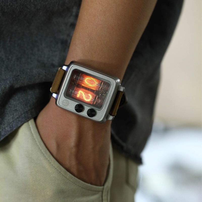 Z NIXIE TUBE มอบบริษัทเชิงพาณิชย์สองจุด จํากัด NIXIE TUBE Glow TUBE นาฬิกาข้อมือ Explosive Steam Cyb