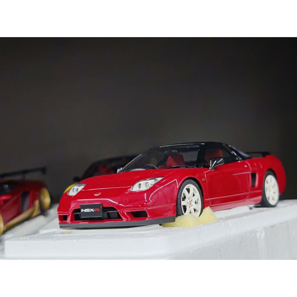 HONDA NSX 1: 18 AUTOart HONDA NSX (Na2) โมเดลรถสีแดง