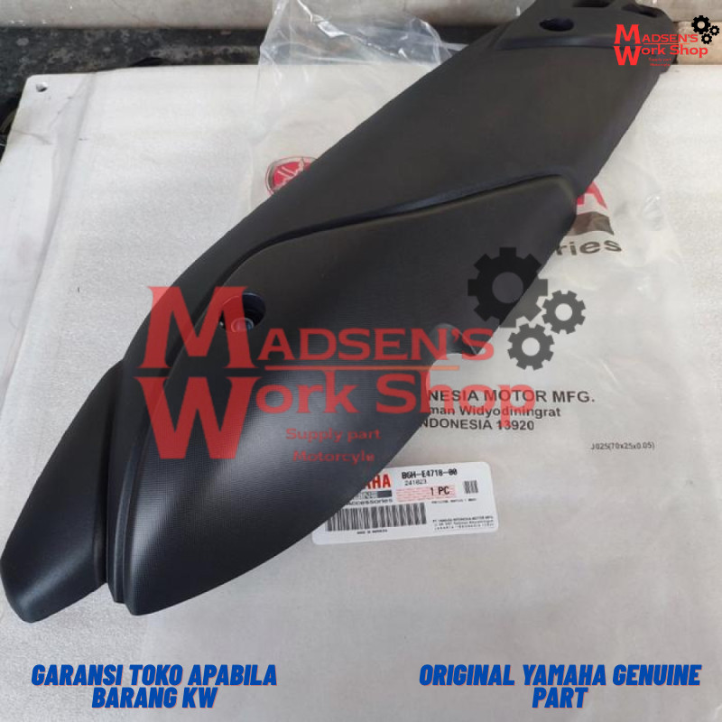 NEW NMAX 2020 ฝาครอบ EXHAUST ดั้งเดิม YGP B6H-E4718-00