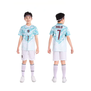 เสื้อฟุตบอลโลกสำหรับเด็กทั้งชายและหญิง เจอร์ซีย์แห้งไวสำหรับแข่งขัน สไตล์เหมือนกัน