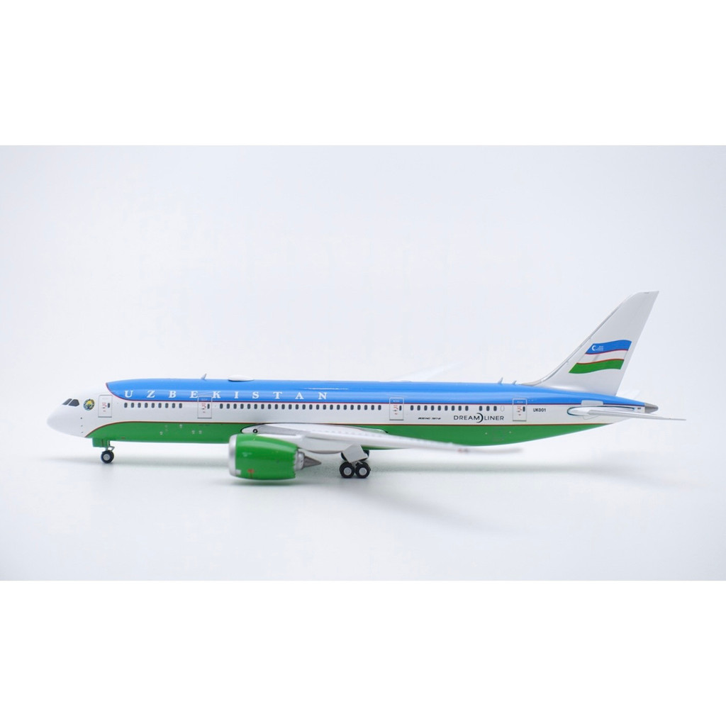 Phoenix 11991 1: 400 Uzbekistan Air B787-8 UK001