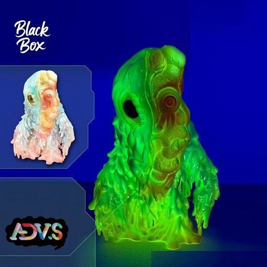 พร้อมส่ง MONSTER MIND TOHO HEDORAH TOHO Hedora ตุ๊กตาเรืองแสงกายวิภาคศาสตร์ครึ่ง