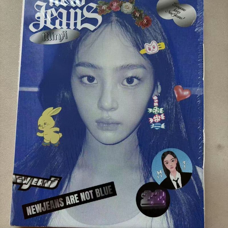 [ของแท้พร้อมสต็อกใหม่เอี่ยม] Out NewJeans Whale Debut Album New Jeans Bluebook