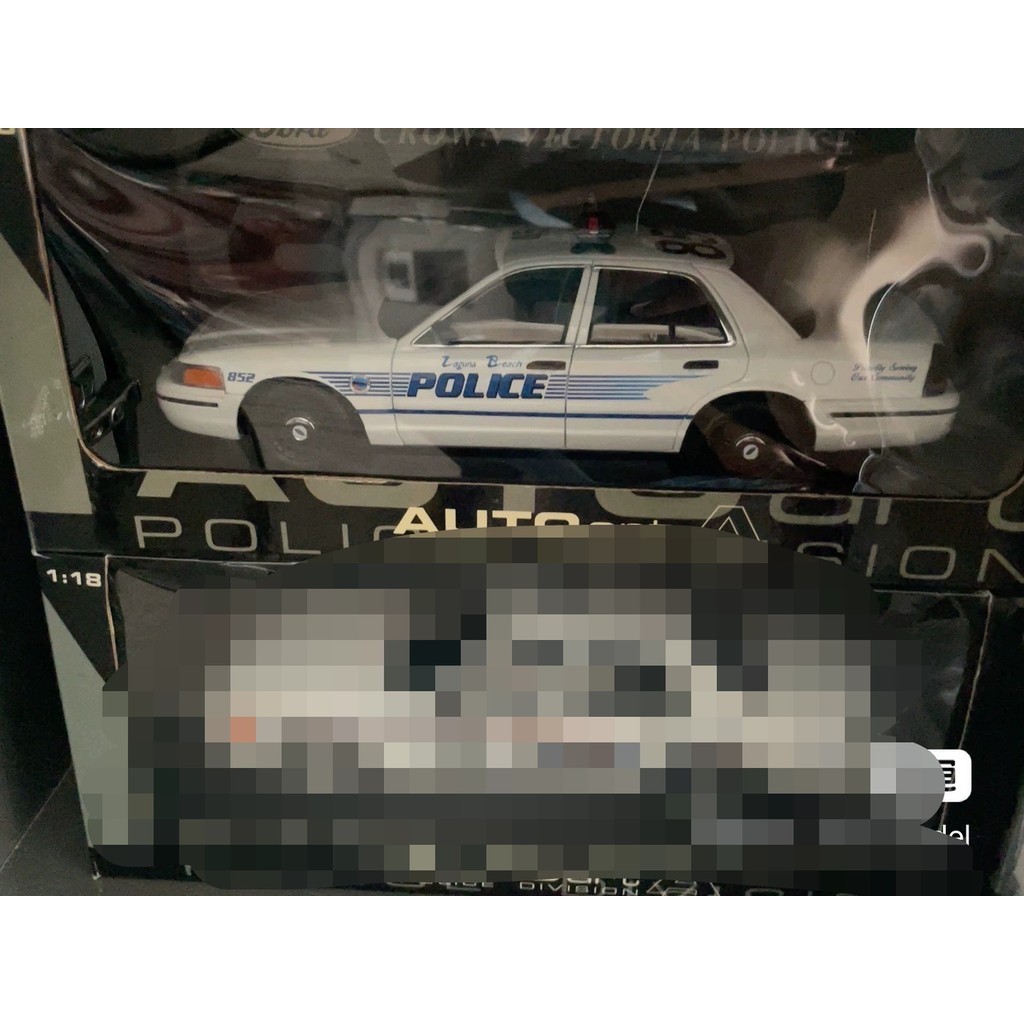 Autoart 1/18 รถตํารวจ Victoria Washington โซนพิเศษ สถานีตํารวจ Lago Beach ตํารวจอเมริกัน สีขาว รุ่นด