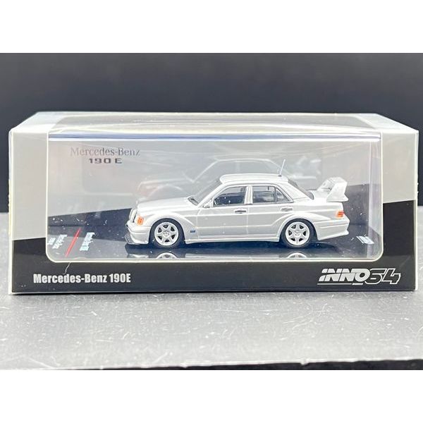 INNO64 MERCEDES BENZ 190E Silver