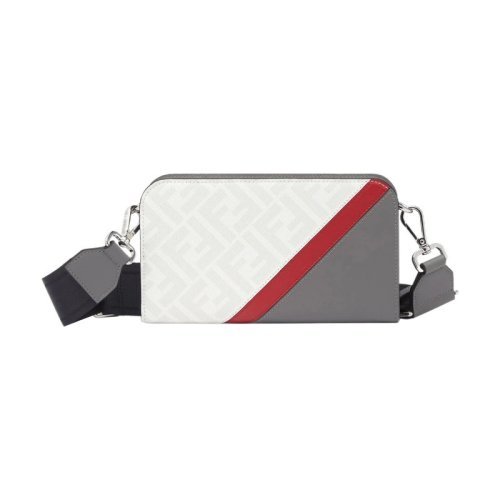 กระเป๋าสตางค์ผู้ชายสีเงิน 7M0346 AJF8 F1IK2 PL2303