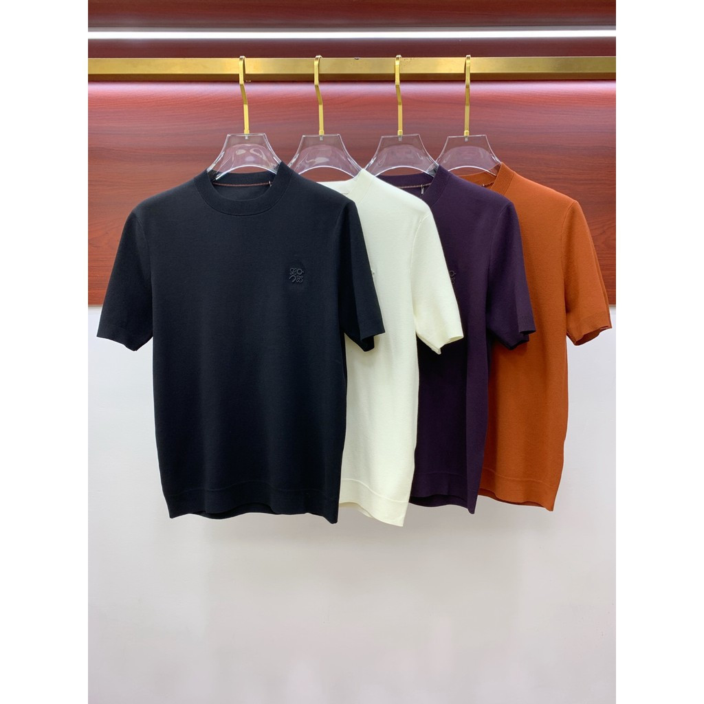 เสื้อยืดผู้ชาย Loewe แบบSlim-fit สไตล์ฤดูใบไม้ผลิ ออกแบบเรียบง่ายแต่หรูหรา สวมใส่ง่ายและระบายอากาศได