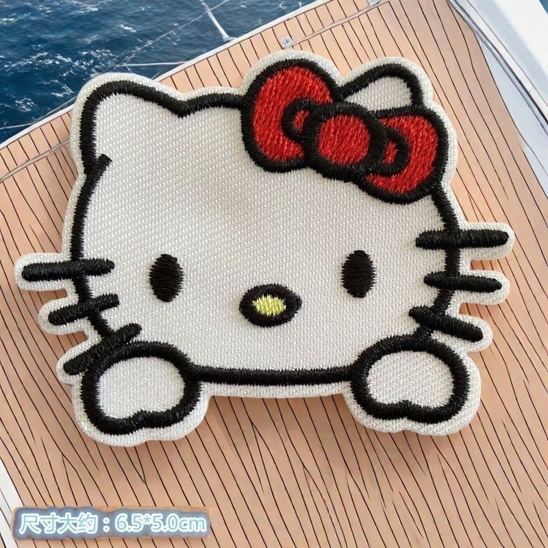 สติกเกอร์ผ้า Hello Kitty น่ารัก สำหรับตกแต่งเสื้อผ้าและของใช้เด็ก