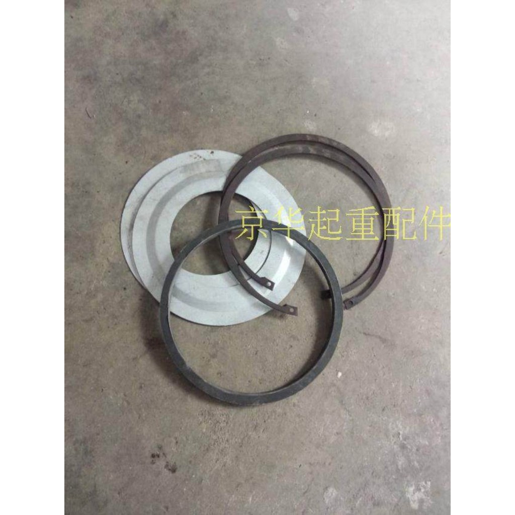 ชิ้นส่วนล้อเดินรถเครน 400LD/300LD: แหวนสปริง, ฝาซีลน้ำมัน, ตัวกั้นระยะ (นำเข้า)