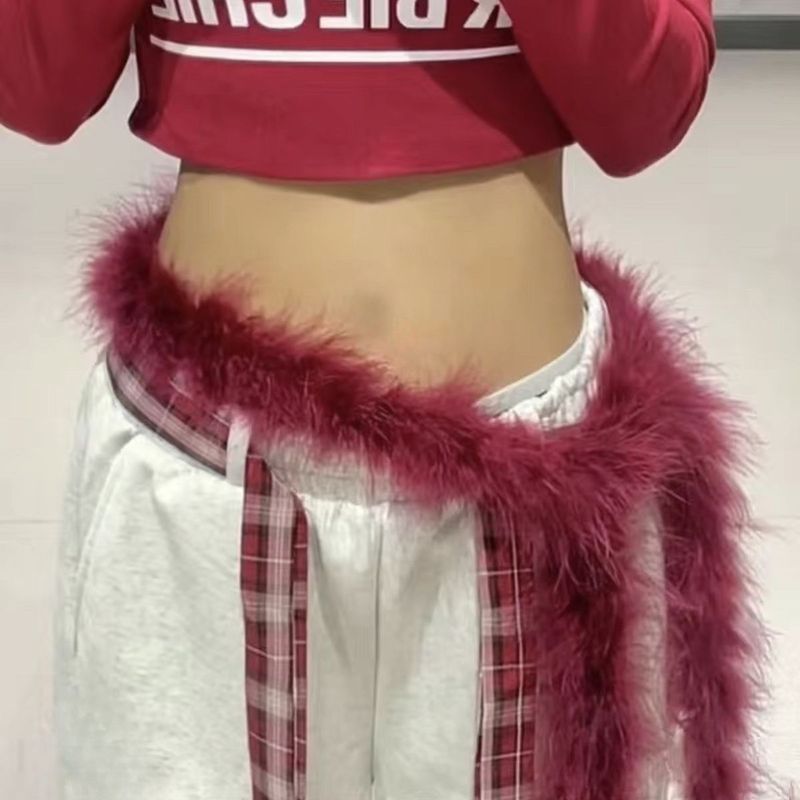 潮流大红毛皮腰带街头舞蹈凹造型设计感披肩1.29Trendy Red Fur Belt Street Dance Unique Design Shawl 1.29