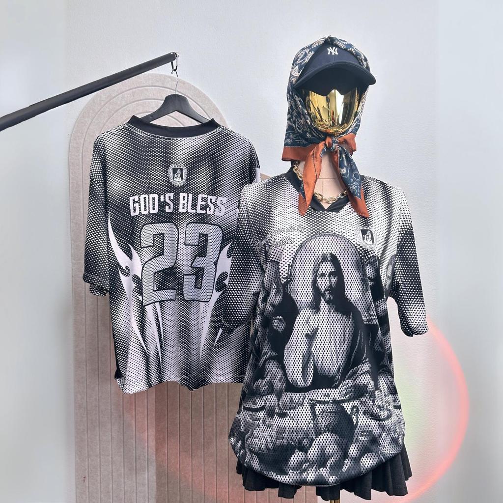 เสื้อยืด แขนสั้น คอวี ย้อนยุค แฟชั่น พิมพ์ลาย บาสเก็ตบอล ไซส์ใหญ่ ผ้ากีฬา  พร้อมส่ง ไม่ร้อน ใส่ได้ทั้งชาย หญิง ใส่สบาย