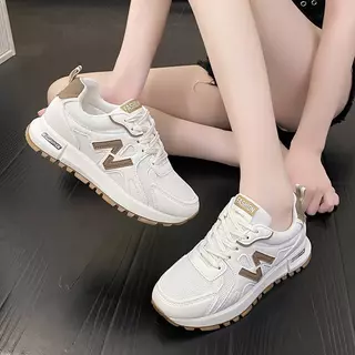 รองเท้า หญิงใหม่ล่าสุดจากต่างประเทศ พื้นหนา ระบายอากาศดี ใส่สบายมาก ไซส์มาตรฐานครบวงจร ราคาพิเศษวันนี้ ส่งฟรีด่วน