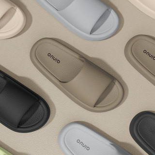 รองเท้าแตะกันลื่นและกันกลิ่น เหมาะสำหรับใช้ในห้องน้ำและในบ้า…