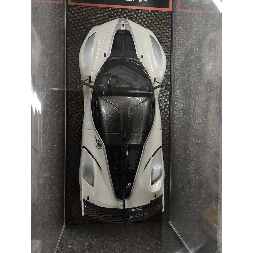 รถรุ่น BBR 1: 43 Ferrari FXXK EVO จําลองเรซิ่น Supercar ของสะสมเครื่องประดับของขวัญการจัดส่ง