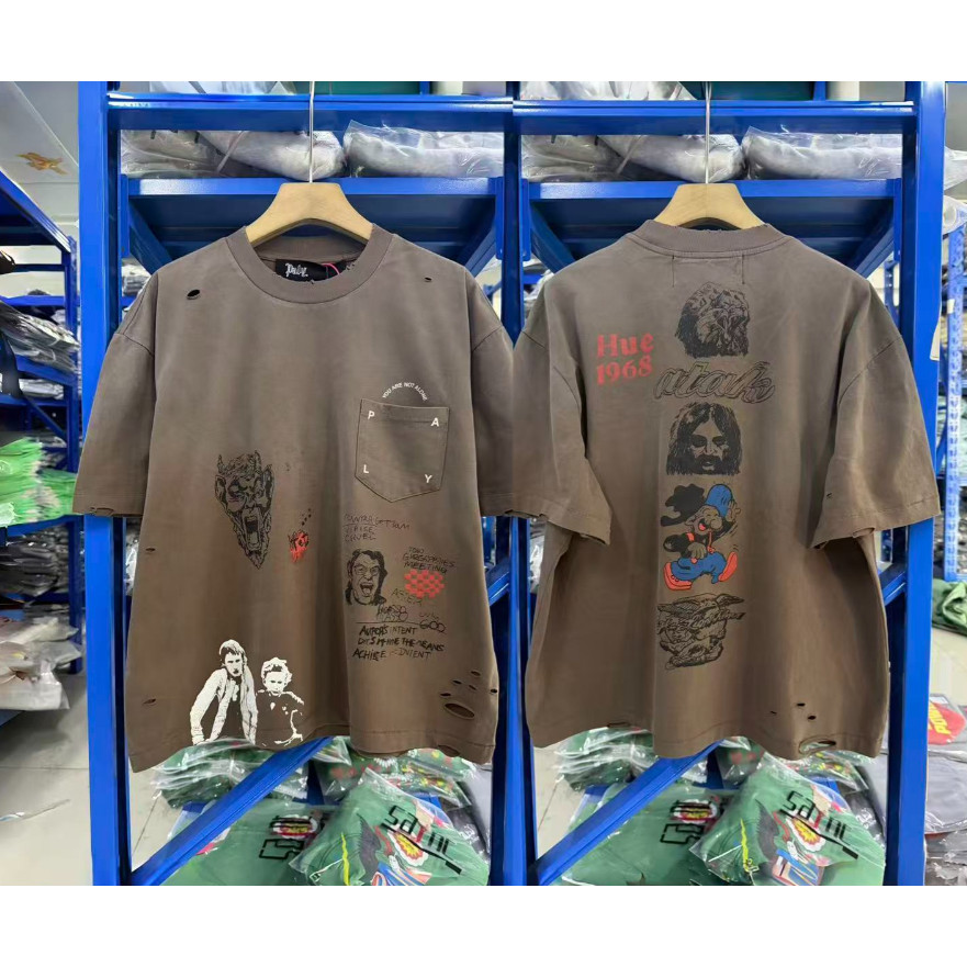 คุณไม่ได้คนเดียว < พิมพ์ล้างน้ําด้อยย้อนยุคเสื้อยืดย้อนยุคกราฟฟิตีพิมพ์หลวมด้านบนผู้ชายผู้หญิงสไตล์เดียวกันครึ่งแขน