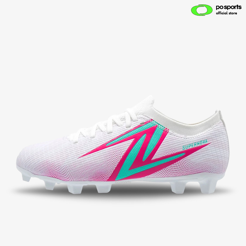 Zeta supernova pure football shoes