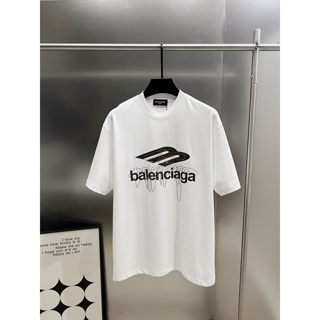 เสื้อยืดBalenciagaแขนสั้น รอบคอด้านหน้า สำหรับทั้งชายและหญิง ทรงหลวม สไตล์กีฬา เหมาะสำหรับฤดูใบไม้ร่