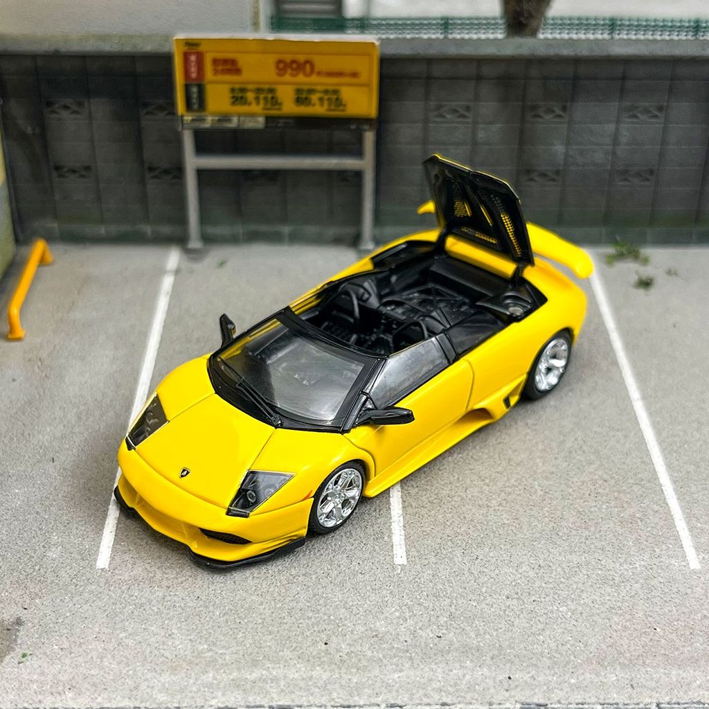 คลังสินค้าพร้อม PK 1: 64 Lamborghini Murcielago Bat LP640 โมเดลรถอัลลอย