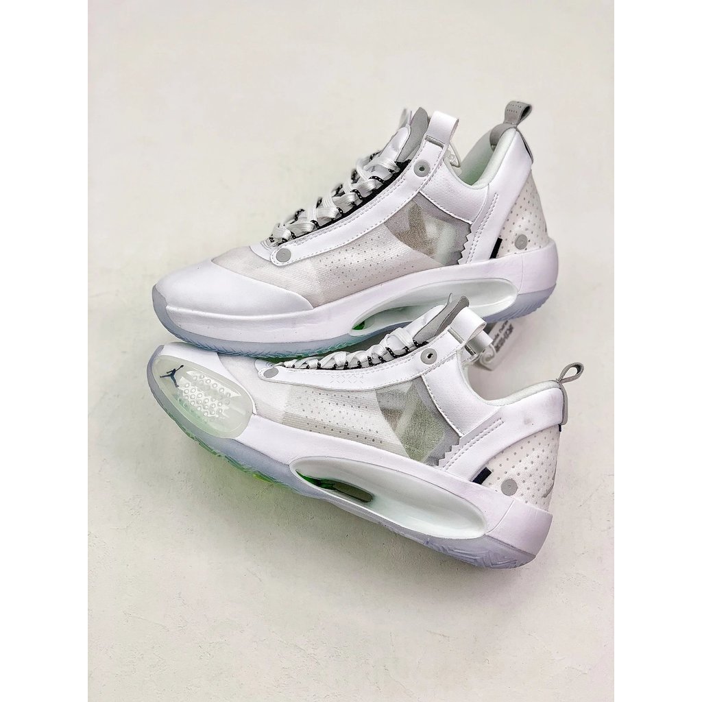 รองเท้า Air Jordan 34 Allen Guo Edition พร้อมลูกบอลจีน ตัวแทนจำหน่ายอย่างเป็นทางการจากแบรนด์ Jordan