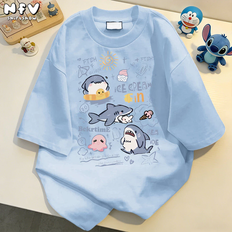 NFV สไตล์เกาหลี✨เสื้อยืดแขนสั้นคอกลม ลายพิมพ์ปลาฉลามตัวน้อย ใส่สบายไม่รัดตัว ระบายอากาศ YG1332