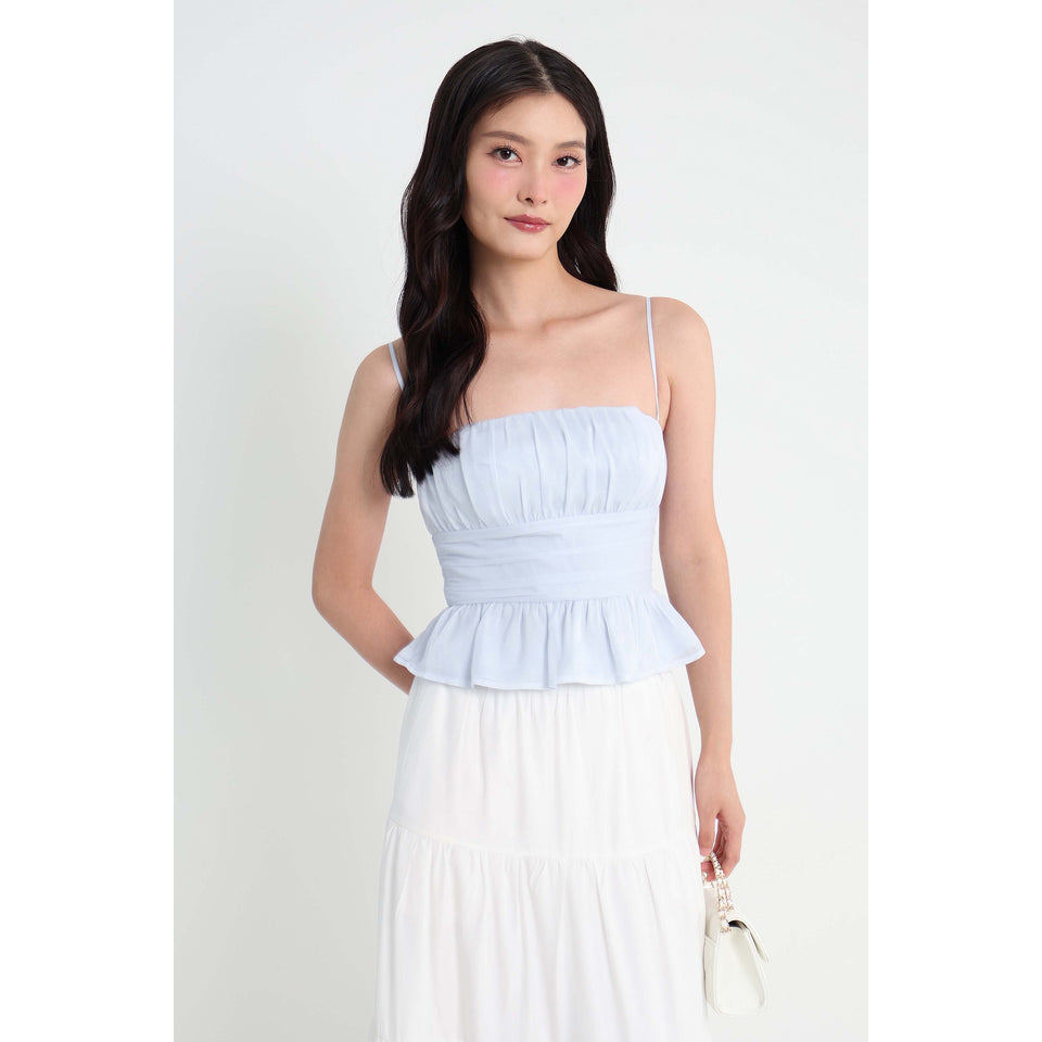 MIRAI PADDED RUCHED TOP ในท้องฟ้า