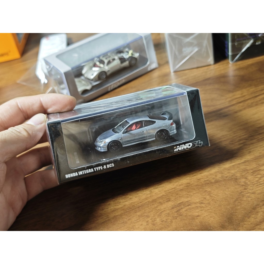 จัดส่งฟรี inno 1: 64 Honda Hard Sweet Potato Honda Integra DC5 Alloy Car Model Original Version