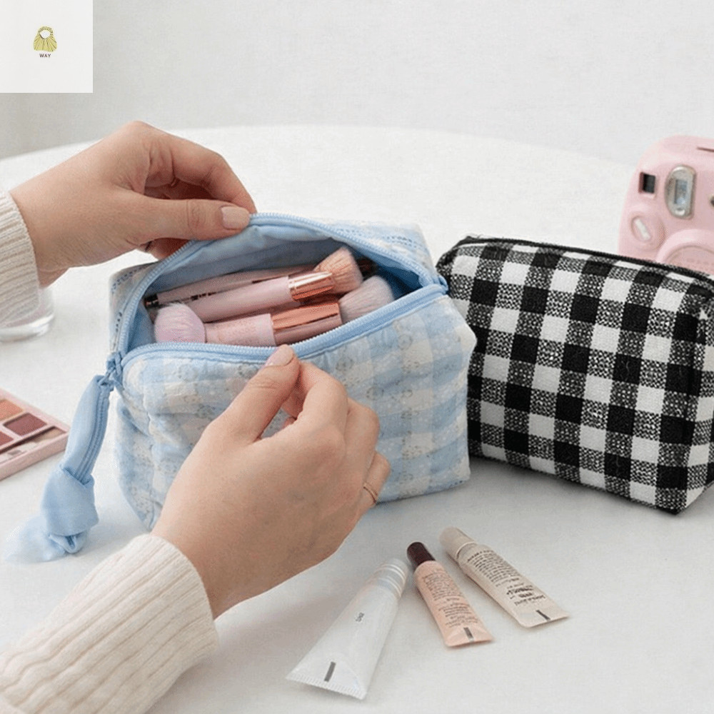 WAY กระเป๋าเครื่องสําอางลายตารางหมากรุกกระเป๋าแต่งหน้าความจุขนาดใหญ่, Washbag สไตล์เกาหลี High Beaut
