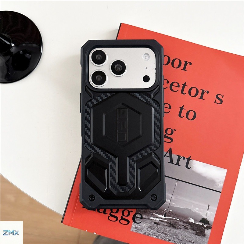UAG เคสแม่เหล็กสีเงินคาร์บอนไฟเบอร์สําหรับ iPhone 17 Pro Max 17Pro ฝาครอบกันกระแทกสําหรับงานหนักที่ท