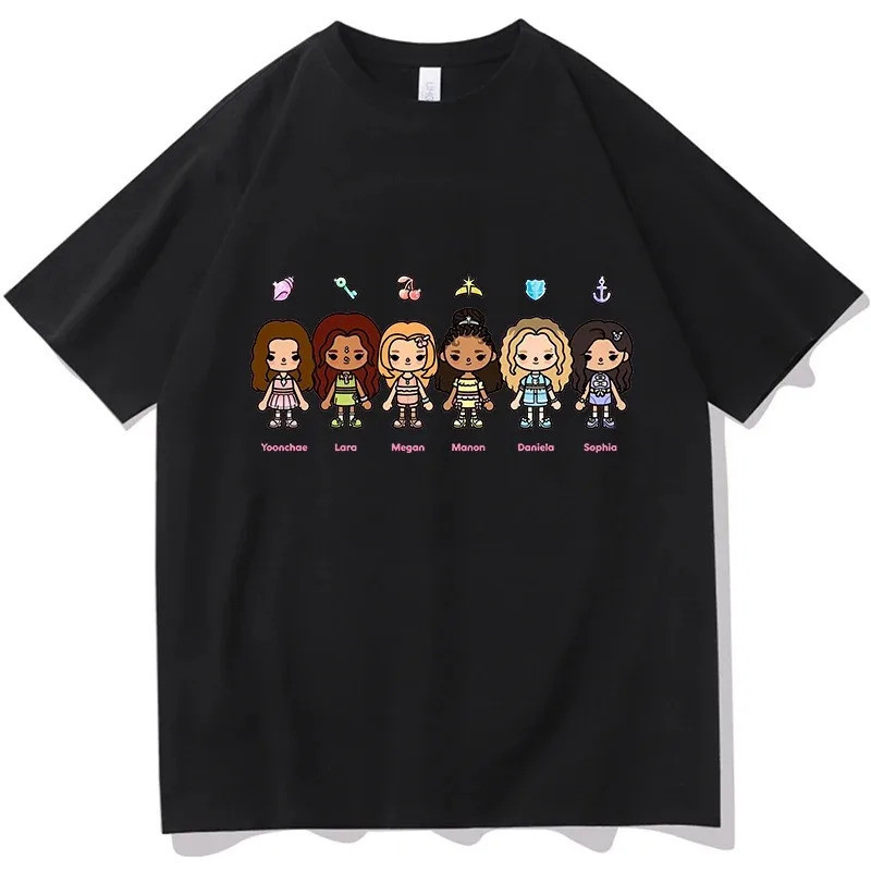 เสื้อยืด KATSEYE X Toca Boca ผ้าฝ้ายคุณภาพสูง แขนสั้น สไตล์เรโทร ลำลอง ทรงโอเวอร์ไซส์ สำหรับผู้ชายแล