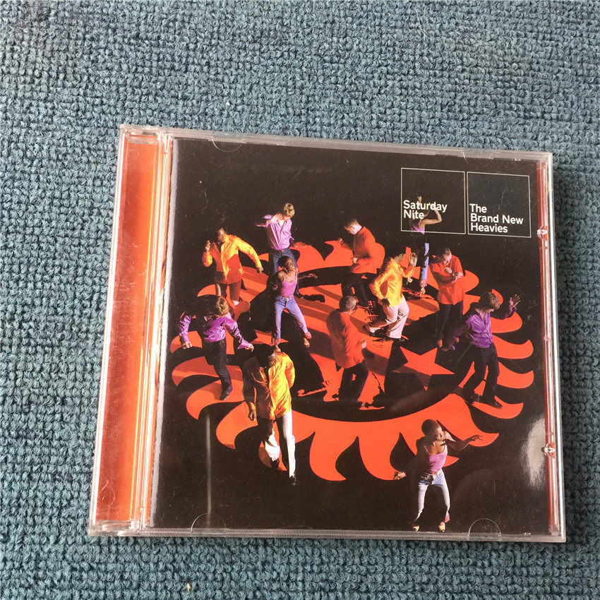 Heavies Saturday Nite (ไม่มีการปิดผนึก) mang9 ใหม่ล่าสุด