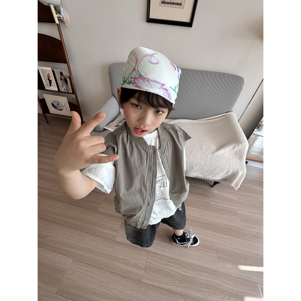 以鸿制衣男童棉布马甲2025夏季儿童水洗坎肩薄款男孩洋气衣服休闲Yi Hong Clothing Boy's Cotton Vest 2025 Summer niuniufacai.my2026032